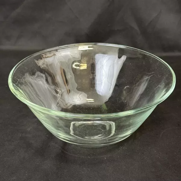 10 Inch Round Clear Glass Mixing Salad or Serving Bowl