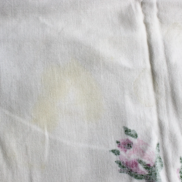 Vintage Cotton Tablecloth Pink Rose Design 50" x 60" DIY Fabric Upcycling