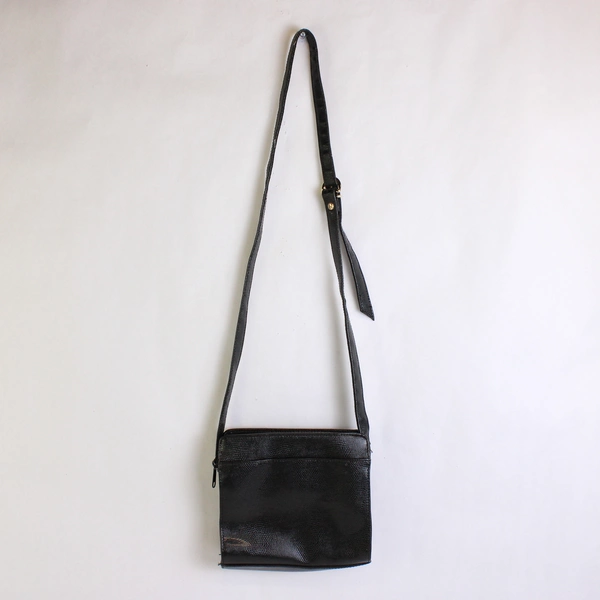 Liz Claiborne Small Black Faux Alligator Skin Crossbody Purse