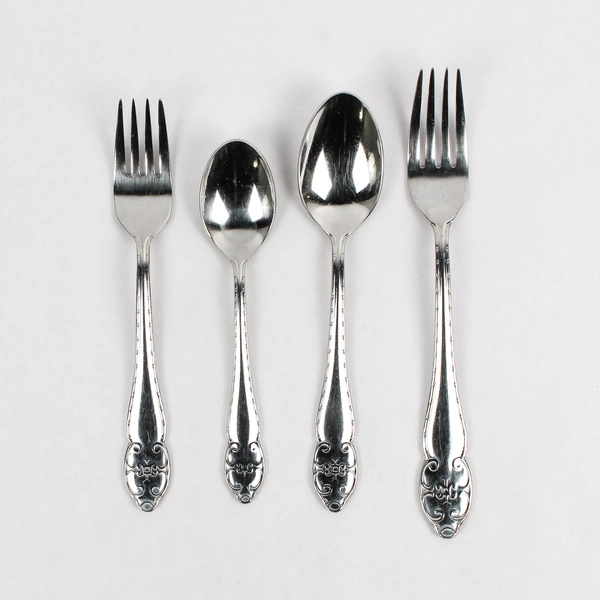 Set of 4 Royal Doulton Forks & Spoons Flatware Stainless Steel 18/10 RDF25