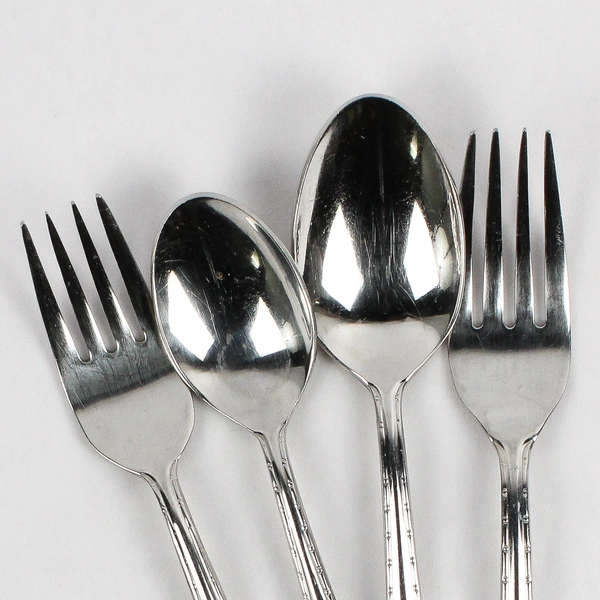 Set of 4 Royal Doulton Forks & Spoons Flatware Stainless Steel 18/10 RDF25