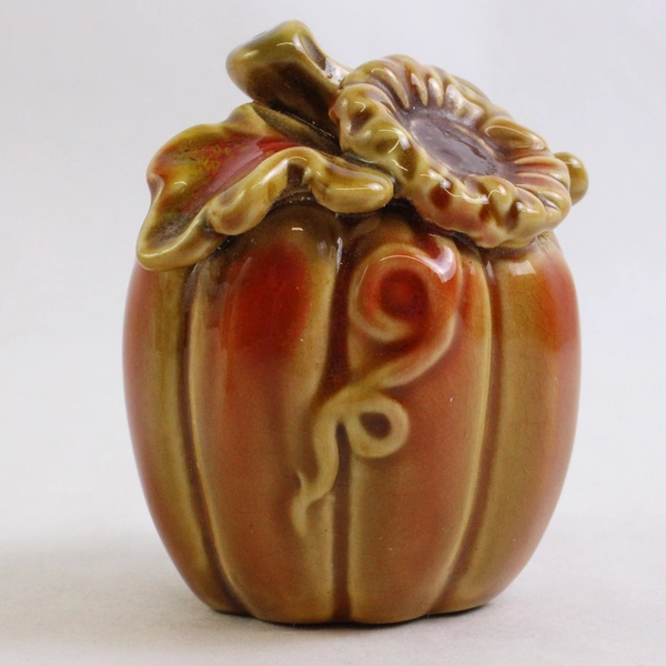 Set Of 2 Unbranded Ceramic Salt & Pepper Shakers W/ Stoppers Fall Pumpkin & Leaf