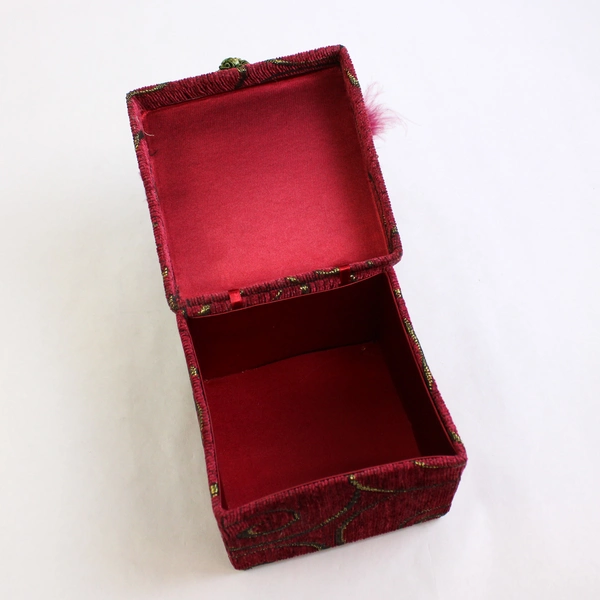 Dan Dee Collectors Choice Porcelain Blond Doll Head Red Decor Boxes Victorian