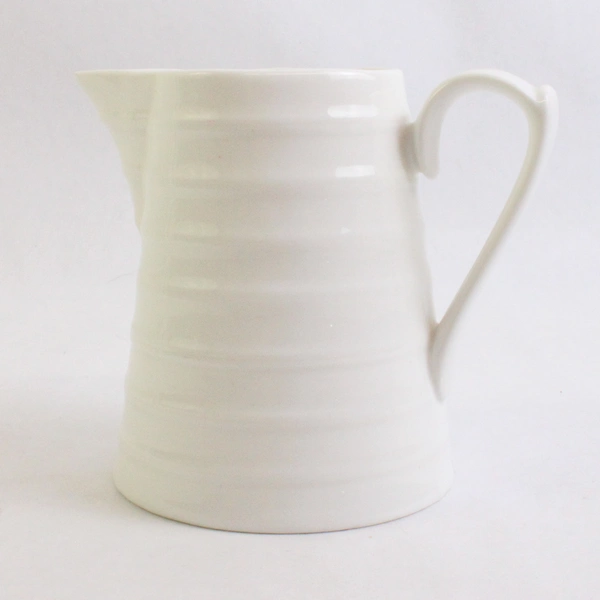 Simple Dining Ceramic Creamer Solid White Color Rustic 4" Tall