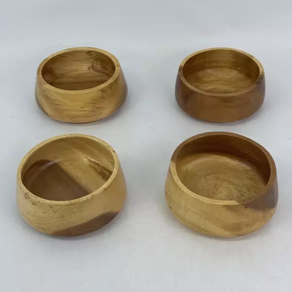 4 Light To Medium Color Wood Salad Bowls Made In The Philippines 5.75 Inch