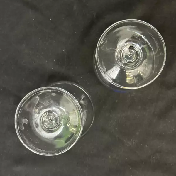 Lot of 2 Helvetia Winery Hillsboro Oregon Crystal Wine Glasses