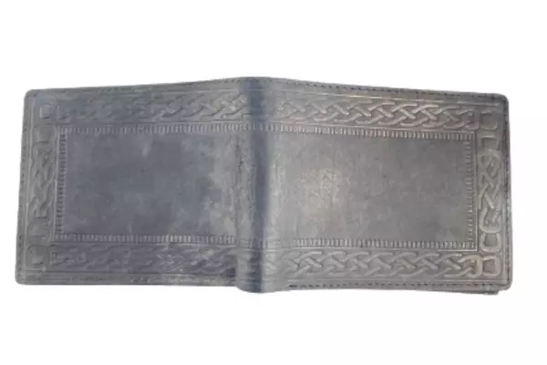 Vintage Black Leather Bi-Fold Wallet Tooled Embossed 6 Card & ID Slots