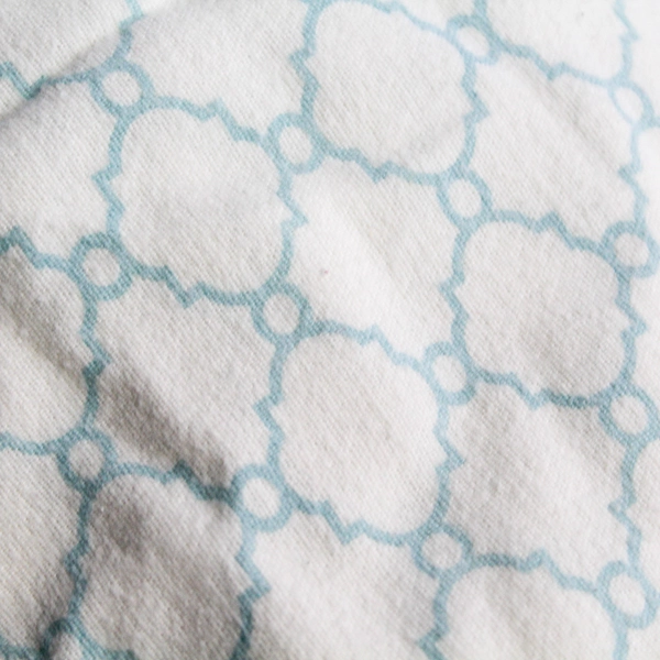 Sheet Set of 4 Mainstays White Blue Queen Fitted Flat & 2 Pillowcases 19.5"x28"