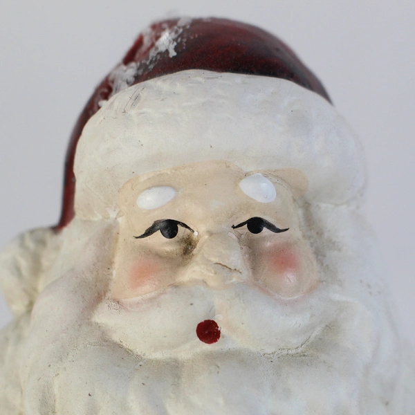 Old World Holly Berry Resin Santa Holding A Lantern Figurine 12 inch