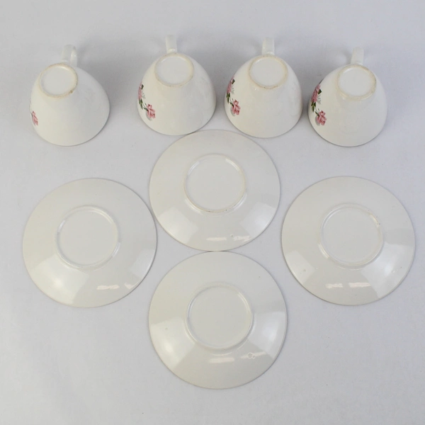 Set of 4 Taylor Smith Taylor Summer Rose Platinum Cups And Saucers