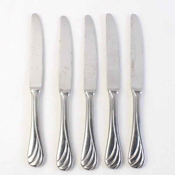 Lot of 5 Oneida Torino Dinner Knives Stainless Steel Swirl Pattern