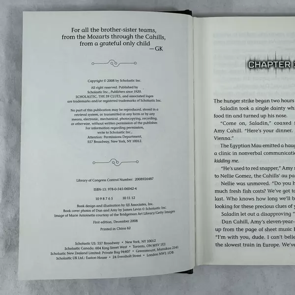 One False Note the 39 Clues Book 2 by Gordon Korman 2008 Hardcover