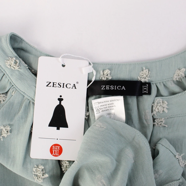 Zesica Light Blue Spotted Blouse Long Sleeve NWT Women's Size XXL