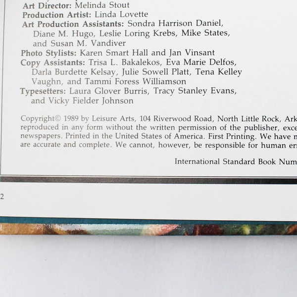 The Spirit of Christmas: Creative Holiday Ideas 1989 Leisure Arts Hardcover