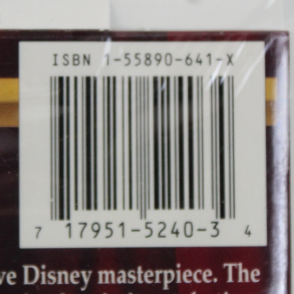 New Sealed Walt Disney's Masterpiece Collection Snow White Clamshell VHS Tape