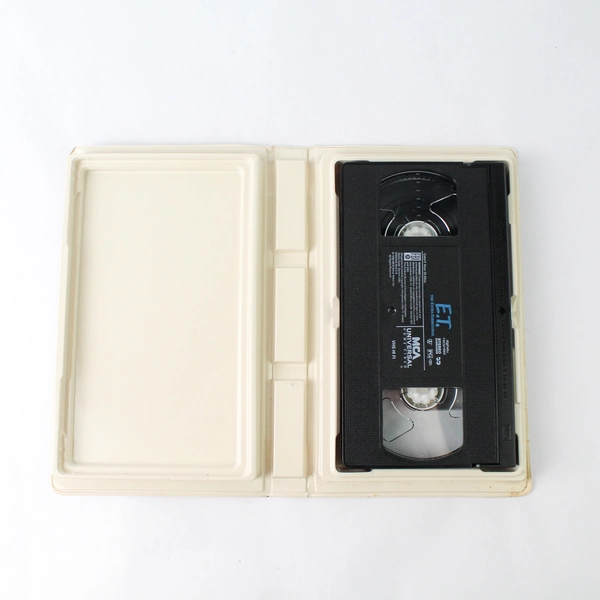 E.T. The Extra-Terrestrial 1996 MCA VHS Clamshell Case