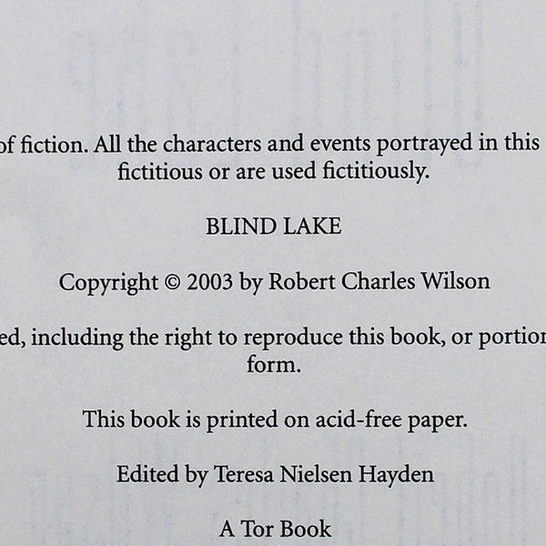 Blind Lake by Robert Charles Wilson First Edition 2003 Hardcover Dust Jacket