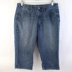 Old Navy The Sweetheart Classic Rise Medium Wash Denim Capri Jeans Size 6