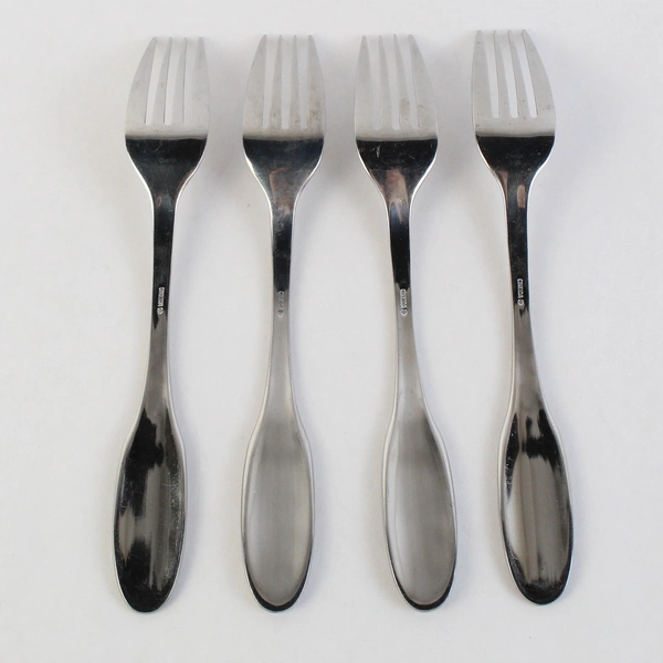 Set of 4 Oneida Silver Liberty Stainless Steel Dinner Forks