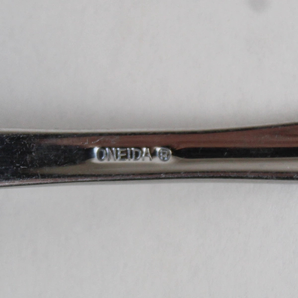 Set of 4 Oneida Silver Liberty Stainless Steel Dinner Forks