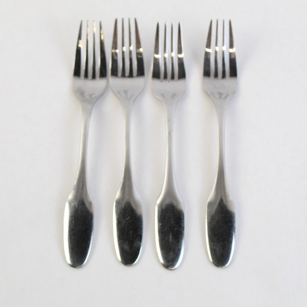 Set of 4 Oneida Silver Liberty Stainless Steel Salad Forks