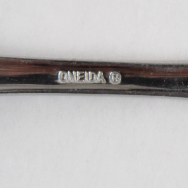 Set of 4 Oneida Silver Liberty Stainless Steel Salad Forks