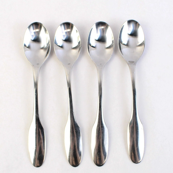 Set of 4 Oneida Silver Liberty Stainless Steel Teaspoons