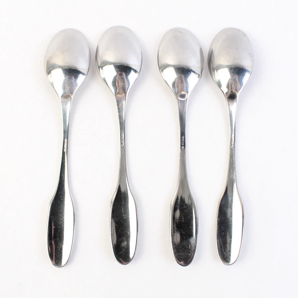 Set of 4 Oneida Silver Liberty Stainless Steel Teaspoons
