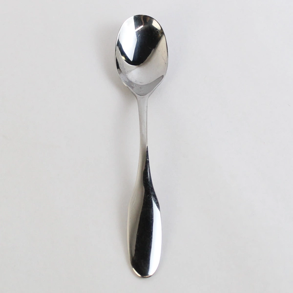 Set of 6 Oneida Silver Liberty Stainless Steel Soup Spoons