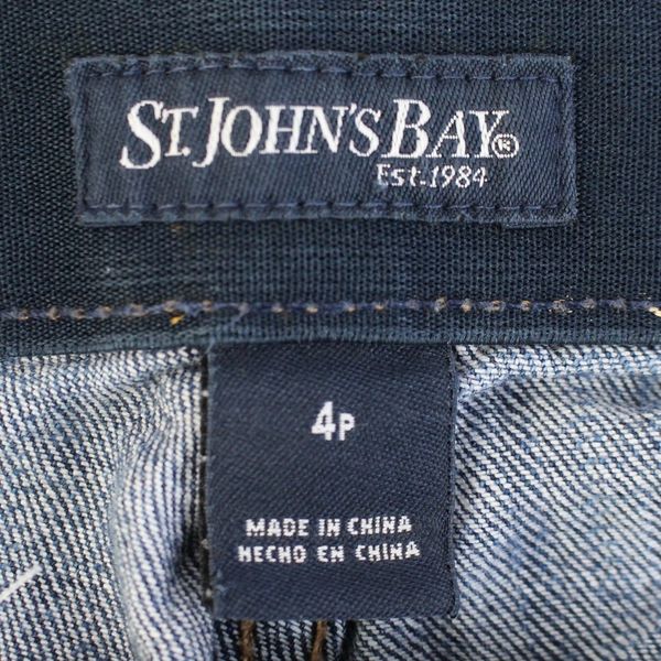 St. John's Bay Capri Crop Jeans Women's Blue Medium Wash Size 4P
