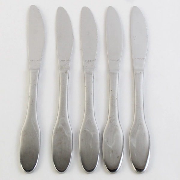 Set of 5 Oneida Silver Liberty Stainless Steel Dinner Knives