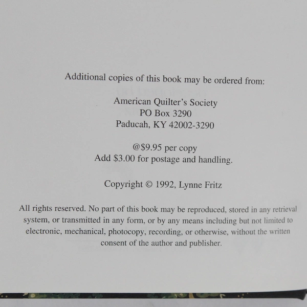 Quilter's Registry by Lynne Fritz 1992 Hardcover