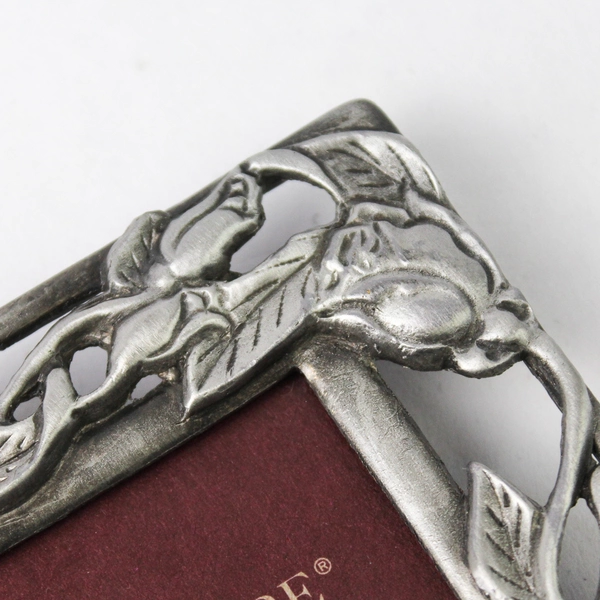 Jennifer Moore Frames The Victorian Metal Collection Open Rose 3.5" x 5"