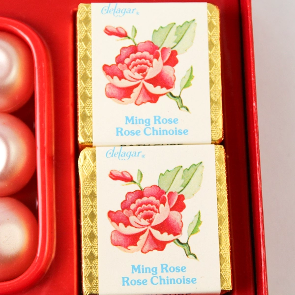 Vtg Ming Rose Fragrant Bath Cubes & Bath Oil Pearls: 4 Cubes 9 Capsules