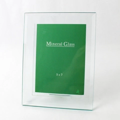 Unbranded Clear Full Mineral Glass Single 5" x 7" Photo Frame 7.25" x 9.75"