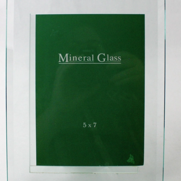 Unbranded Clear Full Mineral Glass Single 5" x 7" Photo Frame 7.25" x 9.75"