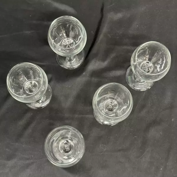 Set of 5 Libbey Perception Crystal Red Wine Glasses