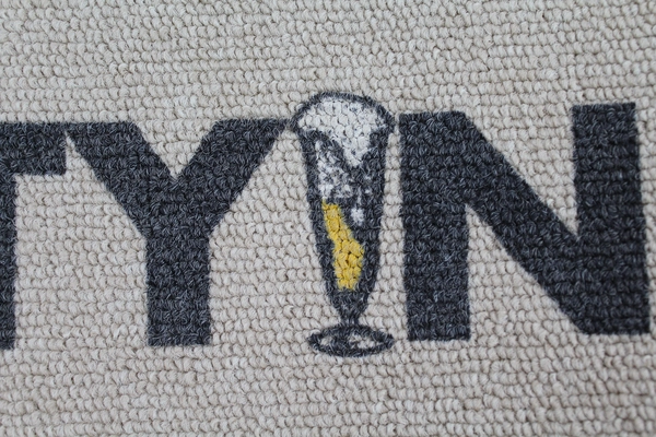 High Cotton Beige "Partying Studying" College Doormat Rug 27x18" Pre-Owned