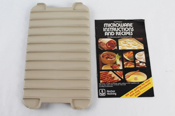 Vintage Anchor Hocking Microware Roasting Rack with Recipe Pamphlet & Box
