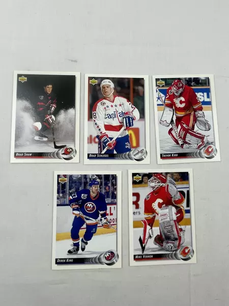 Lot of 101 1992 Upper Deck NHL Hockey Cards Very Good Condition