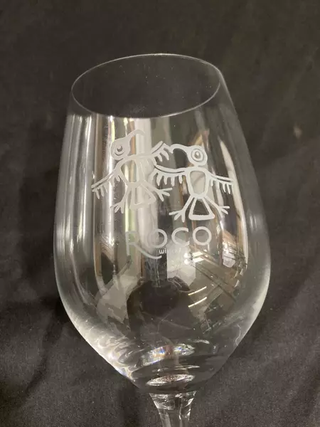 Lot of 2 ROCO Winery Crystal Wine Glasses Thunderbird Design Festive 8.25"