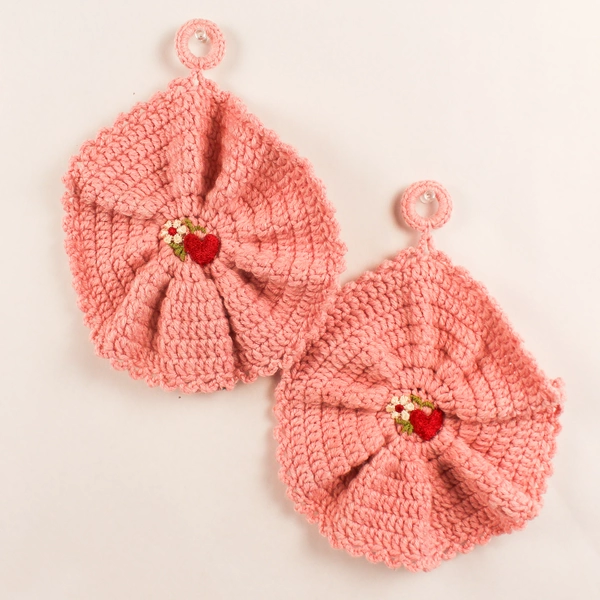 Lot of 4 Vintage Handmade Crocheted Potholders Pink Purple 7" Round Oven Mitts
