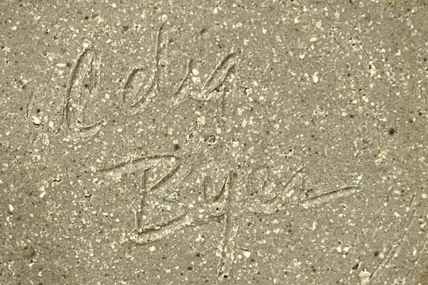 Handmade Celia Byer Studio Pottery Scented Oil Burner Gray 3" Tall