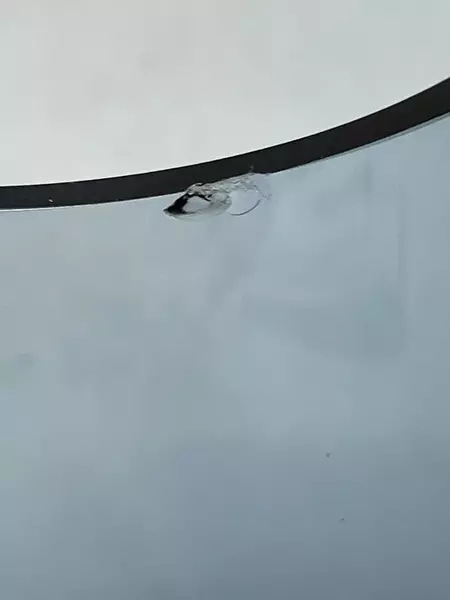 Heavy Base Blue Crystal Vase 7" Tapered Floral Planter Pre-Owned Chip Rim