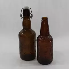 Lot of 2 Vintage Brown Amber Beer Bottles Wienmunsier & Sarsaparilla
