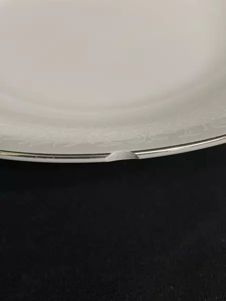 Lot of 4 Sango White on White 1079 Cereal Bowls with Platinum Trim One Chipped