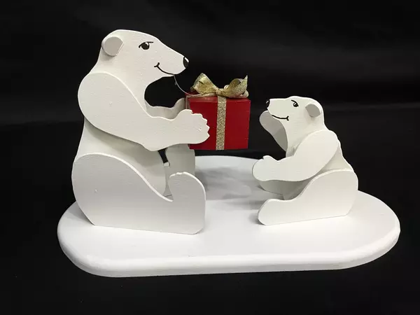Handmade Wooden Polar Bears Christmas Figurine on Iceberg Shelf Decor