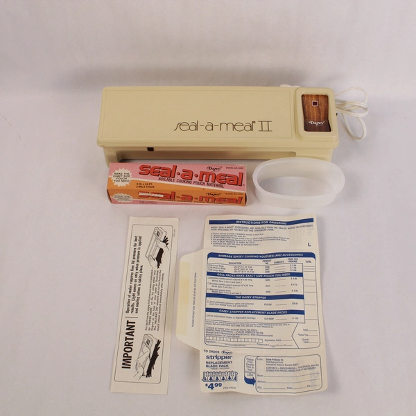 Vintage Dazey Seal A Meal II Vacuum Sealer Almond Boilable Bags Tested
