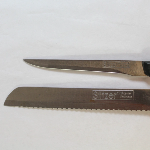 Lot of 2 Slitzer Kitchen Knives Serrated Slicer & Boning Black Handles