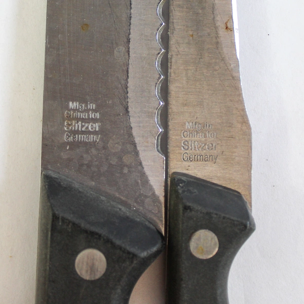 Lot of 2 Slitzer Kitchen Knives Serrated Slicer & Boning Black Handles